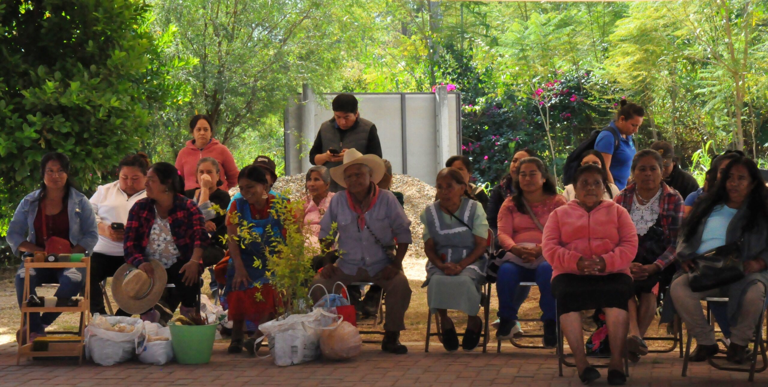 Grupos_campesinos_oaxaxaca_agroecología_colmenas_asociaci+on_centeotl