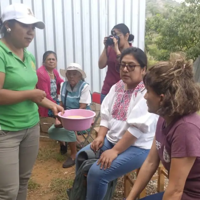 Investigadores del CIIDIR y Grupo Comunitario